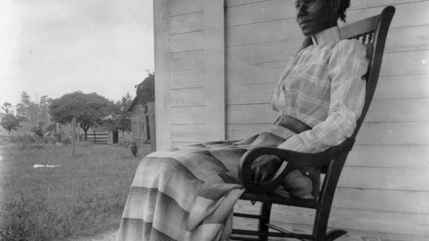  Photographs from Shot in Alabama by Frances Osborn Robb - Minerva Hill
